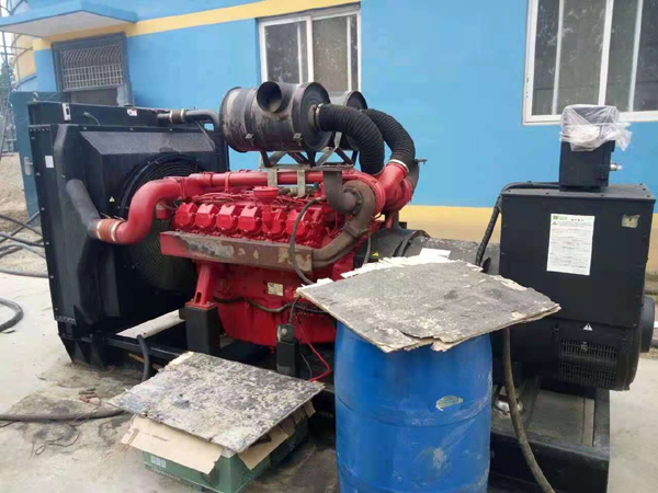 泸溪关于柴油发电机组水箱污垢的产生与清理
