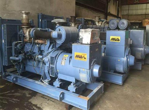 泸溪发电机组带负载降电压是什么原因照成的？